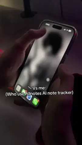 OTHER STUDENTS:
spent a whole day
rewriting notes and still
know nothing 😢

Vs …