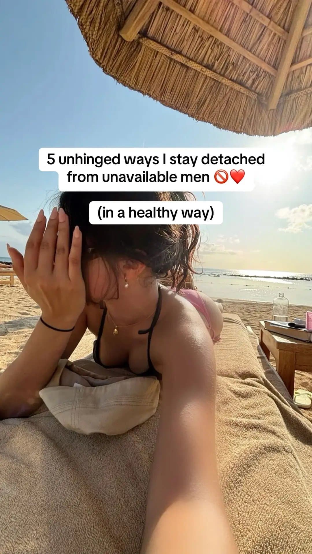 5 unhinged ways I stay detached
from unavailable men 🚫❤️
(in a healthy way)