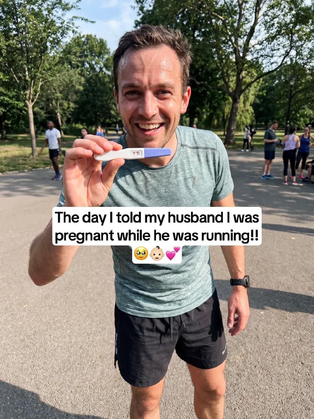 The day I told my husband I was
pregnant while he was running!!
🥹👶🏻💕
