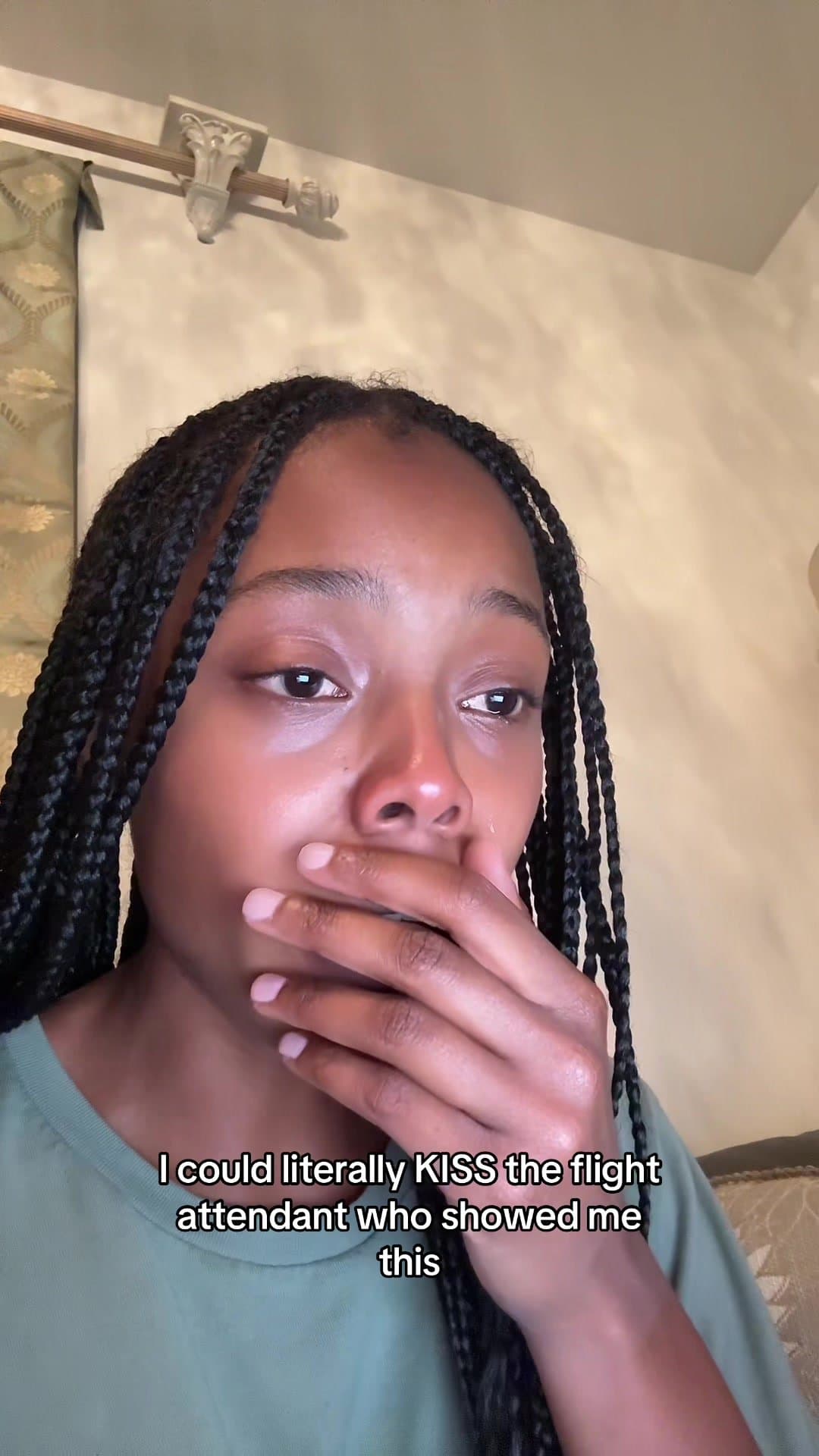 I could literally KISS the flight
attendant who showed me this