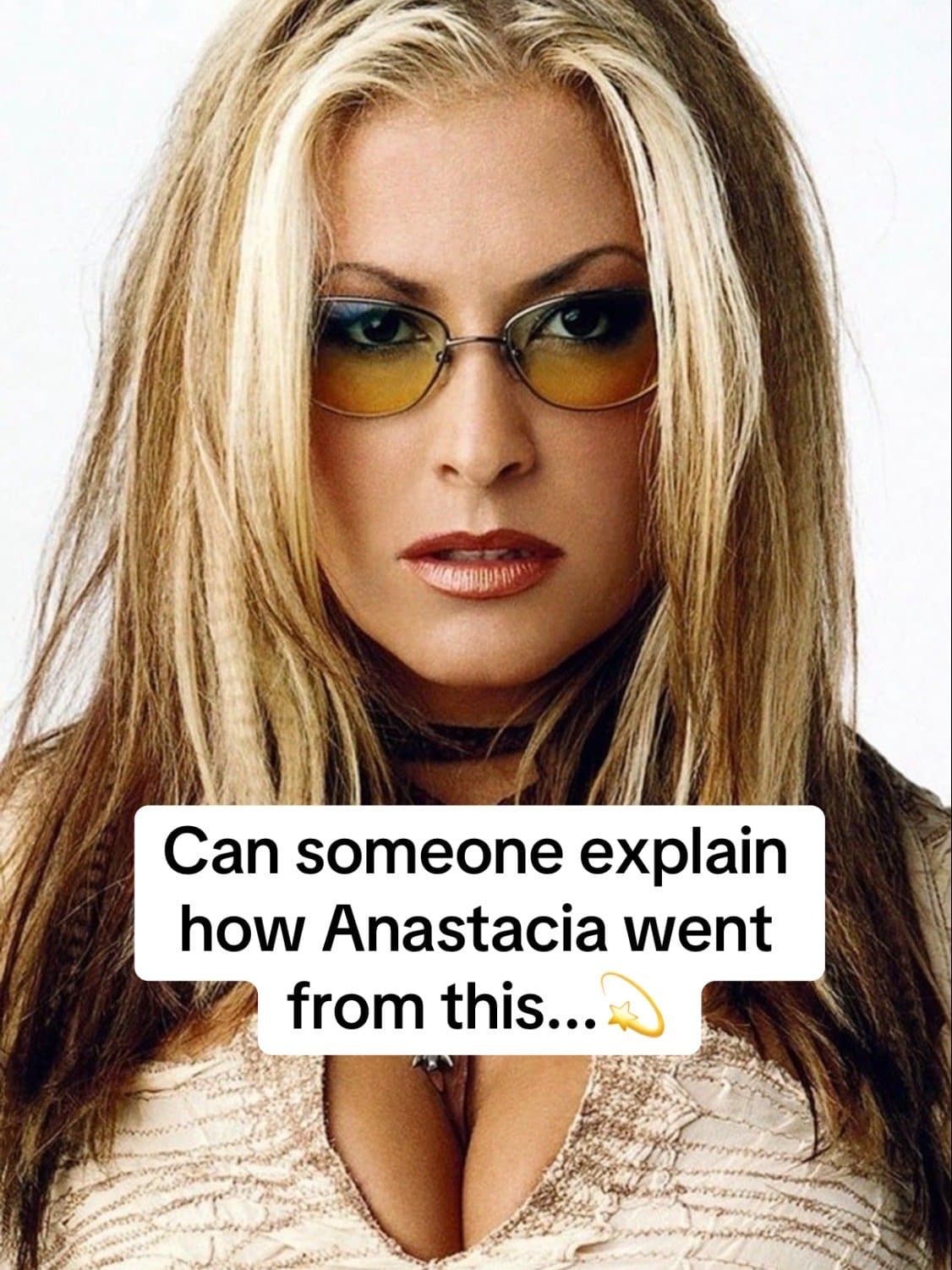 Can someone explain
how Victoria Beckham
went from this... 💫