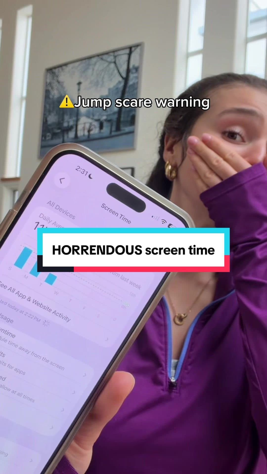 ⚠️Jump scare warning

Jump scare in three, two, one.

I honestly did not realise…