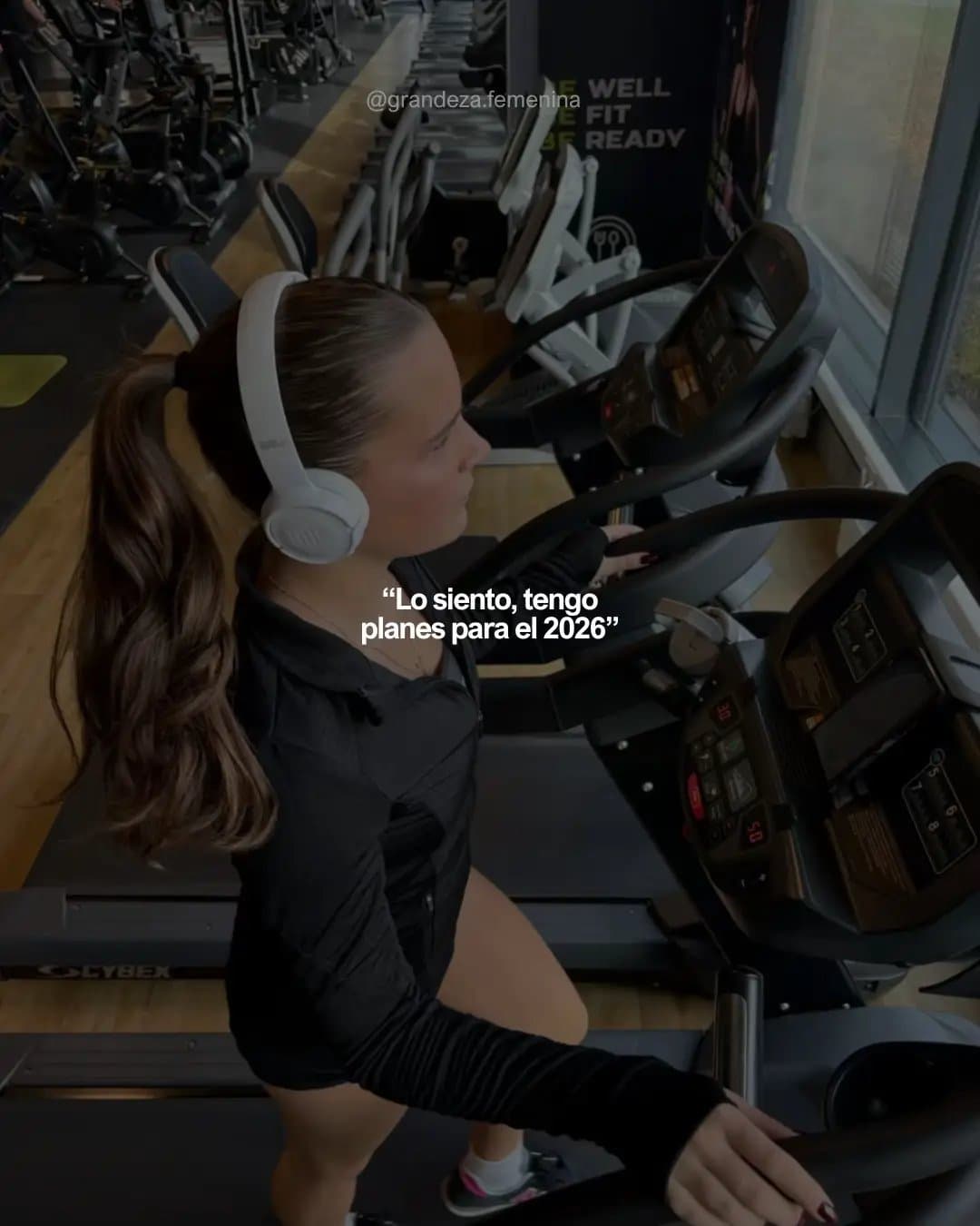 @grandeza.femenina
"Lo siento, tengo
planes para el 2026"