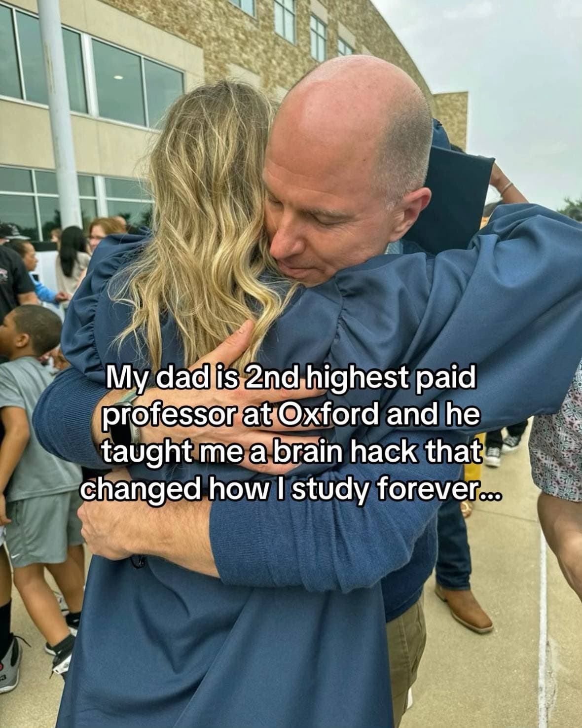 My dad is 2nd highest paid
professor at Oxford and he
taught me a brain hack thaβ¦